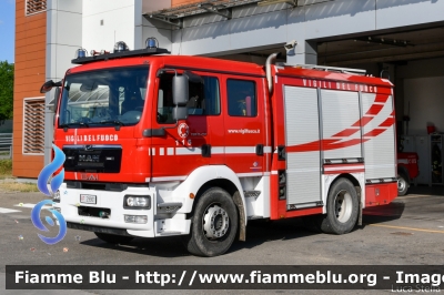 Man TGM 15.250 II serie
Vigili del Fuoco
Comando Provinciale di Reggio Emilia
Distaccamento Permanente di Sant'Ilario d'Enza
Allestimento BAI
VF 29901
Parole chiave: Man TGM_15.250_IIserie VF29901