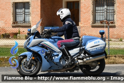 Yamaha FJR 1300 II serie
Polizia di Stato
Polizia Stradale
Allestimento Elevox
in scorta al Giro d'Italia 2024
Moto 29
POLIZIA G3082
Parole chiave: Yamaha FJR_1300_IIserie Giro_D_Italia_2024 POLIZIAG3082