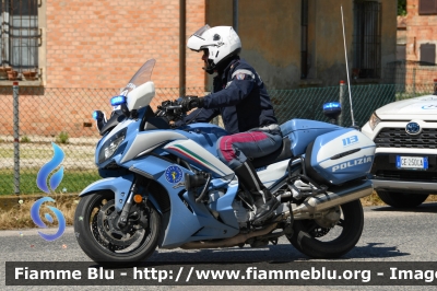 Yamaha FJR 1300 II serie
Polizia di Stato
Polizia Stradale
Allestimento Elevox
in scorta al Giro d'Italia 2024
Moto 29
POLIZIA G3082
Parole chiave: Yamaha FJR_1300_IIserie Giro_D_Italia_2024 POLIZIAG3082