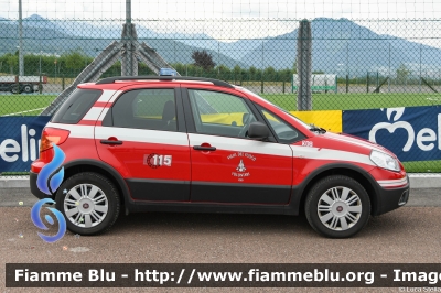 Fiat Sedici restyle
Vigili del Fuoco
Unione Distrettuale di Cles
Corpo Volontario di Cles (TN)
VF 0K8 TN
Parole chiave: Fiat Sedici_restyle VF0K8TN