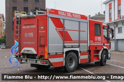 Iveco EuroCargo MaxiCity 180E30 IV serie
Vigili del Fuoco
Comando Provinciale di Reggio Emilia 
AutoPompaSerbatoio allestimento Magirus
VF 30224
Parole chiave: Iveco EuroCargo_MaxiCity_180E30_IVserie VF30224