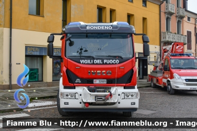 Iveco EuroCargo 180E32 IV serie
Vigili del Fuoco
Comndo Provinciale di Ferrara
Distaccamento Volontario di Bondeno (FE)
AutoPompaSerbatoio allestimento Iveco-Magirus
VF 30989
Parole chiave: Iveco EuroCargo_180E32_IVserie VF30989