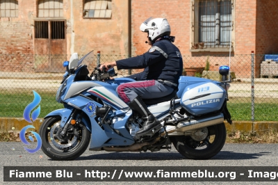 Yamaha FJR 1300 II serie
Polizia di Stato
Polizia Stradale
Allestimento Elevox
in scorta al Giro d'Italia 2024
Moto 30
POLIZIA G3151
Parole chiave: Yamaha FJR_1300_IIserie Giro_D_Italia_2024 POLIZIAG3151