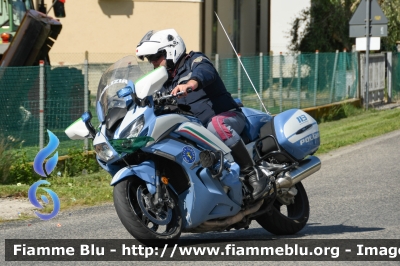 Yamaha FJR 1300 II serie
Polizia di Stato
Polizia Stradale
Allestimento Elevox
in scorta al Giro d'Italia 2024
Moto 30
POLIZIA G3095
Parole chiave: Yamaha FJR_1300_IIserie Giro_D_Italia_2024 POLIZIAG3095