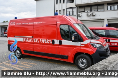 Fiat Ducato X290
Vigili del Fuoco
Comando Provinciale di Forlì Cesena
C.R.A. Contrasto Rischio Acquatico
Allestimento Fortini
VF 31358
Parole chiave: Fiat Ducato_X290 VF31358