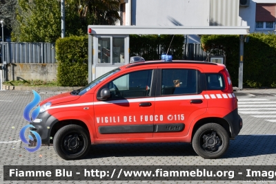  Fiat Nuova Panda 4x4 II serie
Vigili del Fuoco
Comando Provinciale di Forli Cesena
VF 31564 
Parole chiave:  Fiat Nuova_Panda_4x4_IIserie VF31564