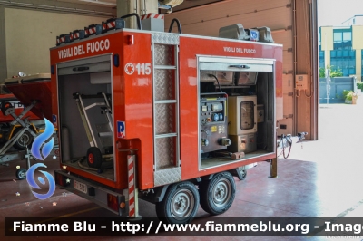 Carrello Luce
Vigili del Fuoco
Comando Provinciale di Padova
Sezione Operativa
VF R3470
Parole chiave: Carrello Luce VF3181