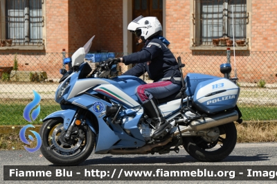 Yamaha FJR 1300 II serie
Polizia di Stato
Polizia Stradale
Allestimento Elevox
in scorta al Giro d'Italia 2024
Moto 31
POLIZIA G3152
Parole chiave: Yamaha FJR_1300_IIserie Giro_D_Italia_2024 POLIZIAG3152