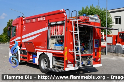 Scania P370 III serie
Vigili del Fuoco
Comando Provinciale di Bari
Allestimento Bai
VF 32000
Parole chiave: Scania P370_IIIserie VF32000