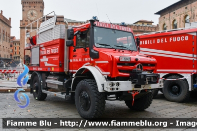 Mercedes-Benz Unimog U5023
Vigili del Fuoco
Comando Provinciale di Bologna
Allestimento Telaio Bai
Modulo AIB Divitec/Rosenfire
VF 32042
Parole chiave: Mercedes-Benz Unimog U5023 VF32042 Santa_Barbara_2023