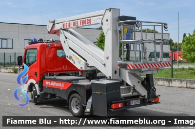 Nissan Cabstar
Vigili del Fuoco
Comando Provinciale di Forlì-Cesena
Distaccamento Volontario Savignano sul Rubicone
Allestimento Palfinger
VF 32792
Parole chiave: Nissan Cabstar VF32792