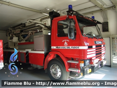 Scania P92H
Vigili del Fuoco
Unione Distrettuale di Primiero
Corpo Volontario del Consorzio del Primiero (TN)
Allestimento Bizzocchi
VF B03 TN
Foto VVF Primiero
Parole chiave: Scania P92H VFB03TN