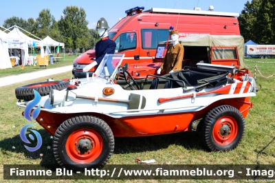 Volkswagen Type 166 Schwimmwagen
Vigili del Fuoco
Comando Provinciale di Ferrara
VF 4362
Parole chiave: Volkswagen Type_166_Schwimmwagen VF4362 Ballons_2015