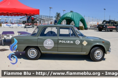 Alfa Romeo Giulia Super 1.6
Polizia di Stato
Squadra Volante
Automezzo Storico
POLIZIA 46944
Parole chiave: Alfa-Romeo Giulia_Super_1.6 POLIZIA46944 Bell_Italia_2021