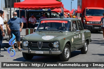 Alfa Romeo Giulia Super 1.6
Polizia di Stato
Squadra Volante
Automezzo Storico
POLIZIA 46944
Parole chiave: Alfa-Romeo Giulia_Super_1.6 POLIZIA46944 Bell_Italia_2021