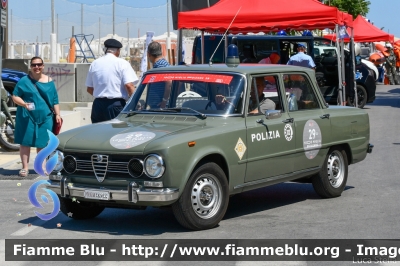 Alfa Romeo Giulia Super 1.6
Polizia di Stato
Squadra Volante
Automezzo Storico
POLIZIA 46944
Parole chiave: Alfa-Romeo Giulia_Super_1.6 POLIZIA46944 Bell_Italia_2021