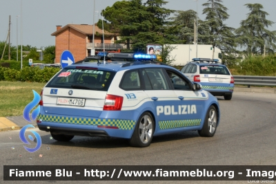 Skoda Octavia Wagon V serie
Polizia di Stato
Polizia Stradale
Allestimento Focaccia
POLIZIA M4706 Auto 6
POLIZIA M5285 Auto 7
In scorta alla Mille Miglia 2021
Parole chiave: Skoda Octavia_Wagon_Vserie POLIZIAM4706  POLIZIAM5285 1000_Miglia_2022