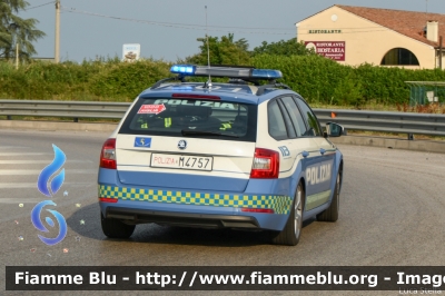 Skoda Octavia Wagon V serie
Polizia di Stato
Polizia Stradale
Allestimento Focaccia
POLIZIA M4757
Auto 5
In scorta alla Mille Miglia 2021 
Parole chiave: Skoda Octavia_Wagon_Vserie POLIZIAM4757 1000_MIglia_2022