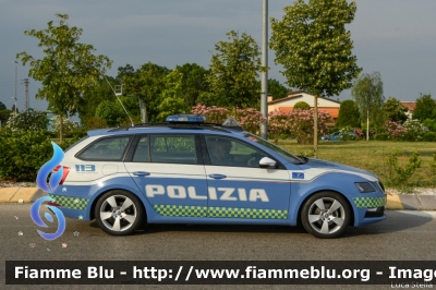 Skoda Octavia Wagon V serie
Polizia di Stato
Polizia Stradale
Allestimento Focaccia
POLIZIA M5205
Auto 3
In scorta alla Mille Miglia 2021 
Parole chiave: Skoda Octavia_Wagon_Vserie POLIZIAM5205 1000_Miglia_2022