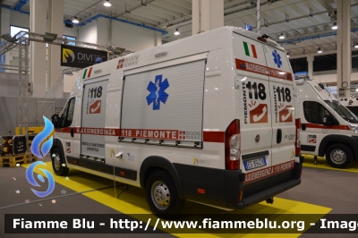 Fiat Ducato X250
118 Regione Piemonte
Unità Maxiemergenza
Allestito Divitec
Esposto al REAS 2013
Parole chiave: Fiat Ducato_X250 Reas_2013