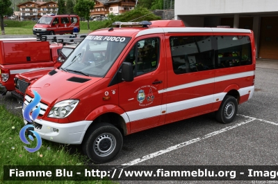 Mercedes-Benz Sprinter 4x4 III serie
Vigili del Fuoco
Unione distrettuale di Fassa
Corpo Volontario di Mazzin di Fassa (TN)
VF 5K2 TN
Parole chiave: Mercedes-Benz Sprinter_4x4_IIIserie VF5K2TN