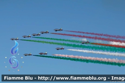 Aermacchi MB339PAN
Aeronautica Militare Italiana
313° Gruppo Addestramento Acrobatico
Stagione esibizioni 2022
Air Show Comacchio FE
Parole chiave: Aermacchi MB339PAN