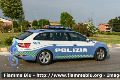 Skoda Superb Wagon III serie restyle
Polizia di Stato
Polizia Stradale
POLIZIA M6362
Auto 1
In scorta alla Mille Miglia 2022
Parole chiave: Skoda Superb_Wagon_IIIserie_restyle POLIZIAM6362 1000_Miglia_2022