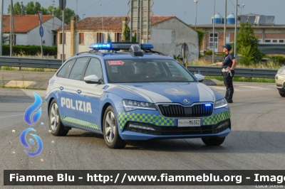 Skoda Superb Wagon III serie restyle
Polizia di Stato
Polizia Stradale
POLIZIA M6362
Auto 1
In scorta alla Mille Miglia 2022
Parole chiave: Skoda Superb_Wagon_IIIserie_restyle POLIZIAM6362 1000_Miglia_2022