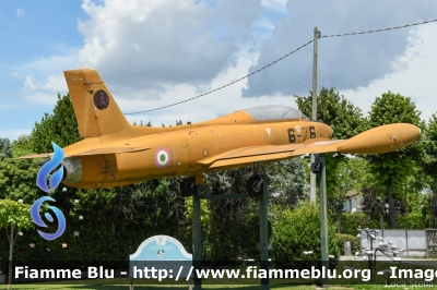 Aermacchi MB-326
Aeronautica Militare Italiana
Museo dell'aria Castello di San Pelagio
6-76
MM54243

Parole chiave: Aermacchi MB-326 MM54243