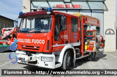 Iveco EuroCargo SuperCity 120E24 II serie
Vigili del Fuoco
Comndo Provinciale di Ferrara
Distaccamento Volontario di Bondeno
AutoPompaSerbatoio allestimento Iveco-Magirus
VF 24530 
Parole chiave: Iveco EuroCargo_SuperCity_120E24_IIserie VF24530