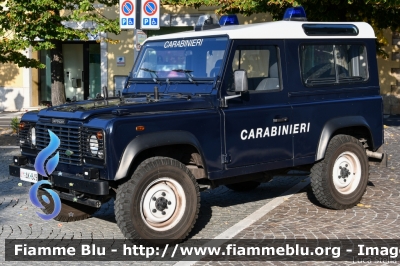 Land Rover Defender 90
Carabinieri
Polizia Militare presso Aeronautica Militare
AM AK 849
Parole chiave: Land-Rover Defender_90 AMAK849