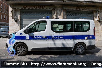 Renault Traffic IV serie
Polizia Municipale
Unione dei Comuni dell'Alto Ferrarese
POLIZIA LOCALE YA 720 AF
Alto Ferrarese 101
Parole chiave: Renault Traffic_IVserie  POLIZIALOCALEYA720AF