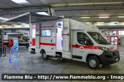 Fiat Ducato X295
Croce Rossa Italiana
Comitato di Palazzolo sull'Oglio
Autoemoteca
CRI 724 AG
In esposizione al Reas 2021
Parole chiave: Fiat Ducato_X295 CRI724AG Reas_2021