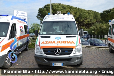 Mercedes-Benz Sprinter III serie
Pubblica Assistenza Rosignano (LI)
Allestita MAF
Parole chiave: Mercedes-Benz Sprinter_IIIserie Ambulanza