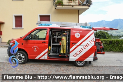 Volkswagen Transporter T6.1
Vigili del Fuoco
Unione distrettuale di Cles
Corpo Volontario di Terres (TN)
Allestimento Kofler Fahrzeugbau
VF 7V9 TN
Parole chiave: Volkswagen Transporter_T6.1 VF7V9TN