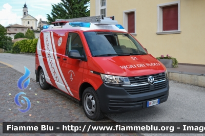 Volkswagen Transporter T6.1
Vigili del Fuoco
Unione distrettuale di Cles
Corpo Volontario di Terres (TN)
Allestimento Kofler Fahrzeugbau
VF 7V9 TN
Parole chiave: Volkswagen Transporter_T6.1 VF7V9TN