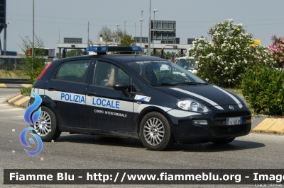 Fiat Punto VI serie
Corpo Intercomunale di Polizia Locale
Occhiobello (RO)
Allestita Bertazzoni
POLIZIA LOCALE YA 969 AM
Parole chiave: Fiat Punto_VIserie POLIZIALOCALEYA969AM 1000_Miglia_2022