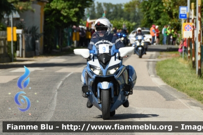 Yamaha FJR 1300 II serie
Polizia di Stato
Polizia Stradale
Allestimento Elevox
in scorta al Giro d'Italia 2024
Moto
Parole chiave: Yamaha FJR_1300_IIserie Giro_D_Italia_2024 