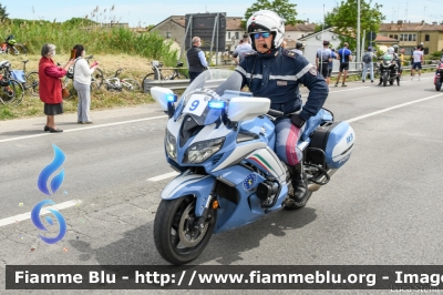 Yamaha FJR 1300 II serie
Polizia di Stato
Polizia Stradale
Allestimento Elevox
POLIZIA G3110
in scorta al Giro d'Italia 2021
Moto "9"
Parole chiave: Yamaha FJR_1300_IIserie POLIZIAG3110 Giro_Italia_2021