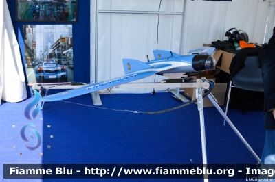 APR FlySecur
Polizia di Stato
in esposizione a 
Roma Drone Show 2015
Parole chiave: APR FlySecur