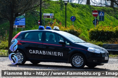 Fiat Grande Punto
Carabinieri
CC DG 772
Parole chiave: Fiat Grande_Punto CCDG772