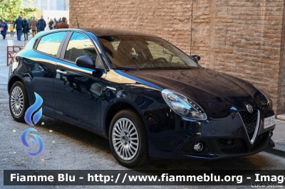 Alfa Romeo Nuova Giulietta restyle
Carabinieri
CC DY 524
Parole chiave: Alfa-Romeo Nuova_Giulietta_restyle CCDY524 Santa_Barbara_2019