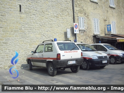 Fiat Panda 4x4 II serie
Repubblica di San Marino
 Polizia Civile
 POLIZIA 123
Foto Greta Stella
Parole chiave: Fiat Panda_4x4_IIserie Polizia123