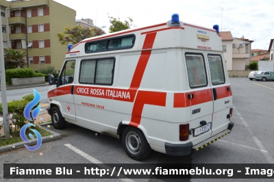 Fiat Ducato I serie II restyle
Croce Rossa Italiana
Comitato Locale di Rosignano
Allestita Maf
convertita da Ambulanza a furgone per il gruppo di protezione civile
CRI 13573
Parole chiave: Fiat Ducato_Iserie_IIrestyle CRI13573