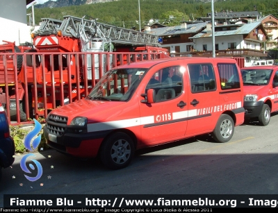 Fiat Doblò I serie
Vigili del Fuoco
VF 23173
Parole chiave: Fiat Doblò_Iserie VF23173 Raduno_Nazionale_VVF_2010