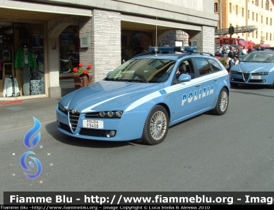 Alfa Romeo 159 Sportwagon Q4
Polizia di Stato
Polstrada
POLIZIA F9408
Parole chiave: Alfa-Romeo 159_Sportwagon_Q4 PoliziaF9408 Raduno_Nazionale_VVF_2010