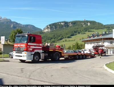 Mercedes-Benz Axor 1843 I serie
Vigili del Fuoco
Comando provinciale di Genova
VF 23194
Parole chiave: Mercedes-Benz Axor_1843_Iserie VF23194 Raduno_Nazionale_VVF_2010