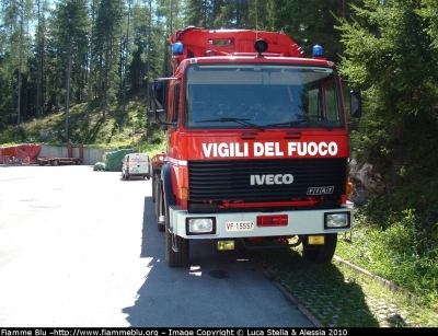 Iveco 330-35
Vigili del Fuoco
Comando Provinciale di Pordenone
VF 15557
Parole chiave: Iveco 330-35 VF15557 Raduno_Nazionale_VVF_2010