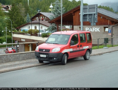 Fiat Doblò II serie
Vigili del Fuoco
VF 24996
Parole chiave: Fiat Doblò_IIserie VF24996 Raduno_Nazionale_VVF_2010