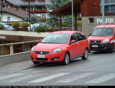 Fiat Nuova Croma II serie
Vigili del Fuoco
VF 24800
Parole chiave: Fiat Nuova_Croma_IIserie VF24800 Raduno_Nazionale_VVF_2010